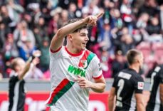 Augsburg forması giyen Mert Kömür, parlamaya devam ediyor