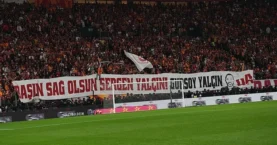 Galatasaray taraftarından Sergen Yalçın için pankart!